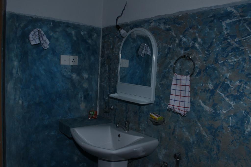 Abberny Villa ميديغاما إيست الغرفة الصورة